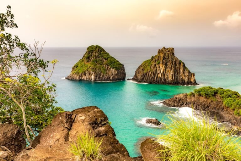 As melhores praias do Brasil segundo rankings internacionais