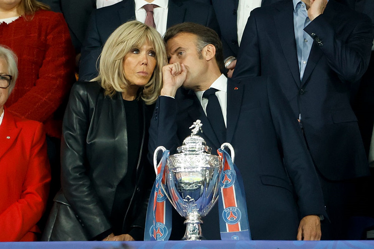 Macron aciona Justiça dos EUA após influenciadora disseminar boato de que sua esposa é transgênero