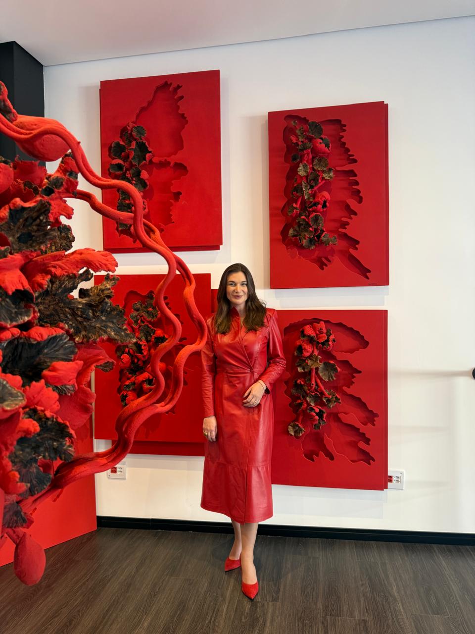 Heloísa Garrett promove noite de autógrafo do seu novo livro em São Paulo