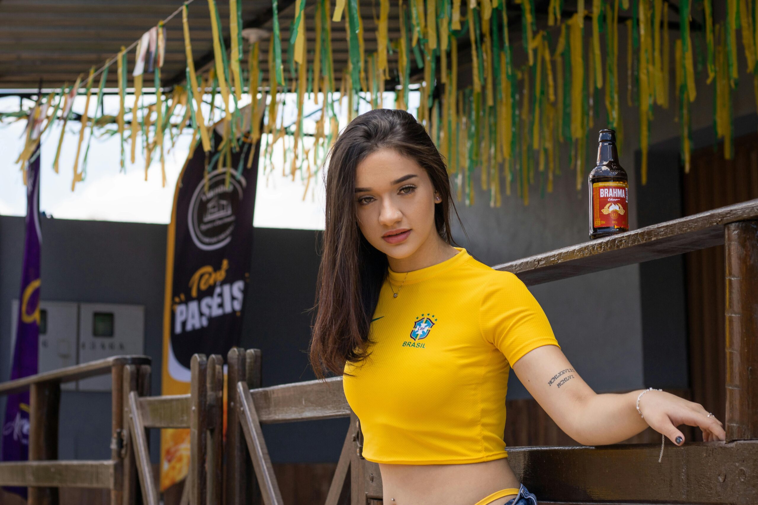O que muda entre camisa de torcedor, versão jogador e modelos retrô