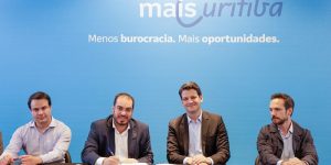 Curitiba amplia isenção de alvarás e lidera desburocratização empresarial