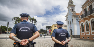 Guarda Municipal detém idoso suspeito de furto em loja de Curitiba