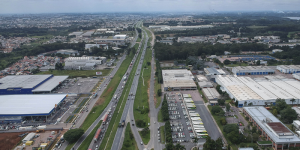 Curitiba registra exportações de US$ 2,2 bilhões em 2025