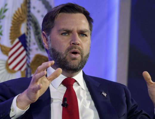 Vance planeja conversar com Trump sobre 2028 após as eleições de meio de mandato