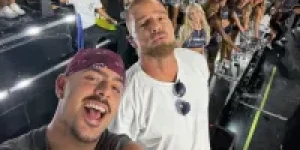 1-ta-chegando-o-grande-dia-F09FA5B9-meu-NFL-Halftime-show-com-@ricky_martin-ao-vivo-na-@tvglobo-domin-1