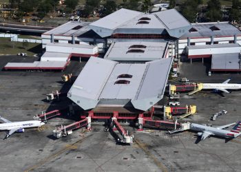 Cuba interrompe reabastecimento de aviões em meio a pressão de Trump
