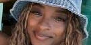 Ginasta Simone Biles abre álbum de passeio de lancha com amigas