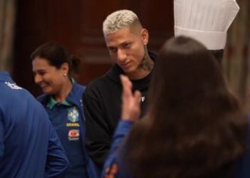 Seleção brasileira inicia amistosos em Londres com 22 jogadores convocados