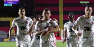 Vitória se destaca em vitória sobre o Sport e futuro de Jair Ventura é discutido