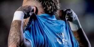 Futuro de Neymar gera suspense após vitória pelo Santos