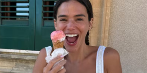 estes New Balance na cor 'morangos com chantilly' são mais confortáveis, elegantes e delicados para seu 2026