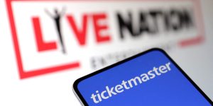 Foto: 1 de 1 Logos da Live Nation Entertainment e da Ticketmaster. Montagem de 2