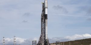 SpaceX lança 24 satélites Starlink em nova missão