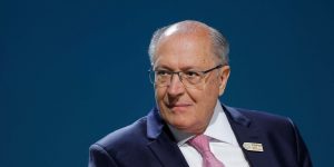 Alckmin comenta sobre relação com os EUA após telefonema