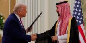 2025-05-13T161019Z_1_LYNXMPEL4C0VS_RTROPTP_4_USA-TRUMP-GULF-SAUDI