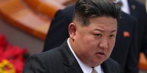 Kim Jong-un inspeciona destróier da Coreia do Norte