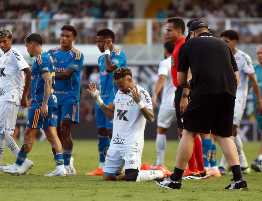 December 7, 2025 Santos' Neymar celebrates after the match REUTERS/Thiago Bernardes