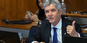 RO) é autor do requerimento para a avaliação da política pública