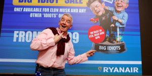 Ryanair Michael O'Leary destaca aumento nas vendas após conflito com Elon Musk