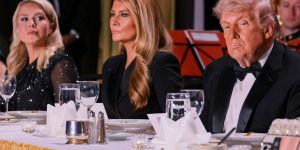 2026-04-26t003528z-146070637-rc2owka0ajg8-rtrmadp-3-usa-whitehouse-dinner