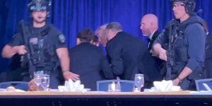 2026-04-26t013743z-430757037-rc2jwka52oy3-rtrmadp-3-usa-trump-dinner