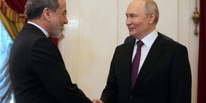 2026-04-27t131428z-410446207-rc2oxkam9t2m-rtrmadp-3-iran-crisis-russia-iran
