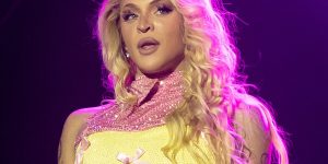 Pabllo Vittar anuncia grupo de K-pop para carnaval em SP