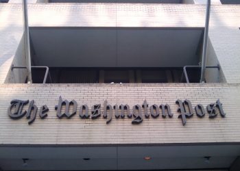 CEO do Washington Post anuncia saída após demissões em massa