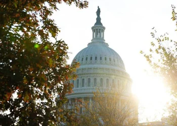 s The US Capitol is seen on the 40th day of a government shutdown on November 9, 2025 in Washington, DC. The Senate convened for a rare Sunday session in an att