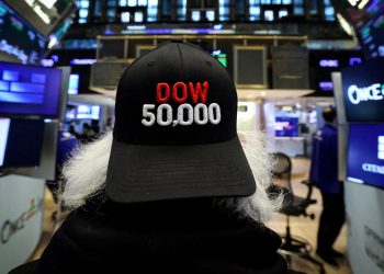 Investidores buscam empresas menores e mais baratas em meio à aversão ao risco