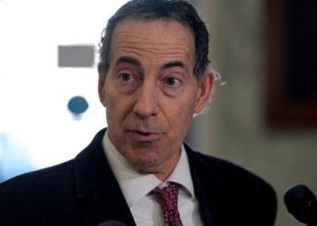Jamie Raskin denuncia encobrimento do DoJ em arquivos de Epstein
