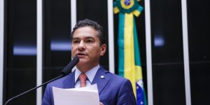 Marcos Pereira descarta candidatura de Tarcísio à Presidência