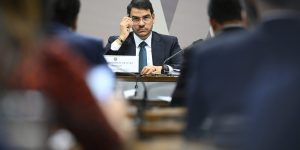 55238425036-1265711622-3k