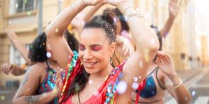 Dicas essenciais para um carnaval sem perrengues