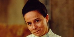 Maria do Socorro sobrevive em 'Terra Nostra' após parto arriscado