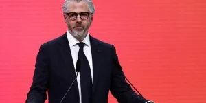 Casey Wasserman decide vender agência após polêmica com Epstein