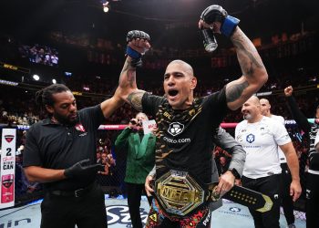 Alex Poatan retoma cinturão com vitória relâmpago