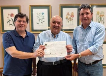 Foto: Baleia Rossi, Rafael Greca e Sergio Souza (Foto: rede social BR)