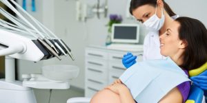 BrunaRafaelaSaude-bucal-na-gravidez--como-o-cuidado-com-os-dentes-protege-mae-e-bebe (1)
