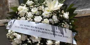 Coroa enviada por Erika Hilton