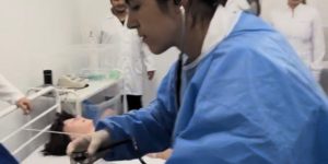 Aos 33 anos, Camila Morais concilia maternidade, estudos e rotina intensa para realizar o sonho de se tornar médica — e transformar o futuro dos filhos