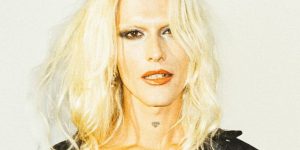 m colorida da Cantora Catto