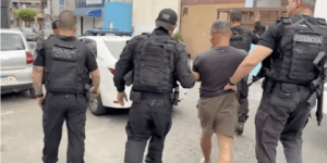 Vereador Marcos Aquino e outras quatro pessoas foram conduzidas à Cidade da Polícia • Reprodução