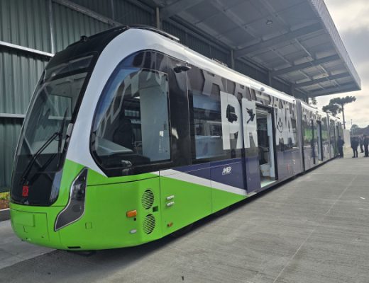 Estudo colaborativo investiga os impactos urbanos, sociais e ambientais da iniciativa na Região Metropolitana de Curitiba.