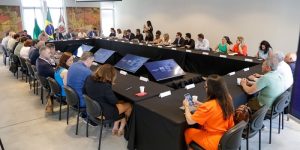 Eduardo Pimentel e Paulo Martins na reunião com secretariado