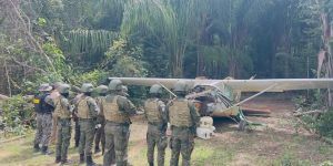 m colorida mostra avião vindo da Venezuela interceptado no Brasil - Metrópoles