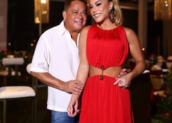 Presente de Natal inusitado: Leonardo e a galinha de Odorico