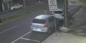 Homem confunde carro e é detido por furto em Umuarama