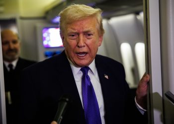 Trump se recusa a pedir desculpas por vídeo com os Obamas como macacos