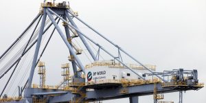 Fundo de pensão canadense suspende negócios com empresa dos Emirados